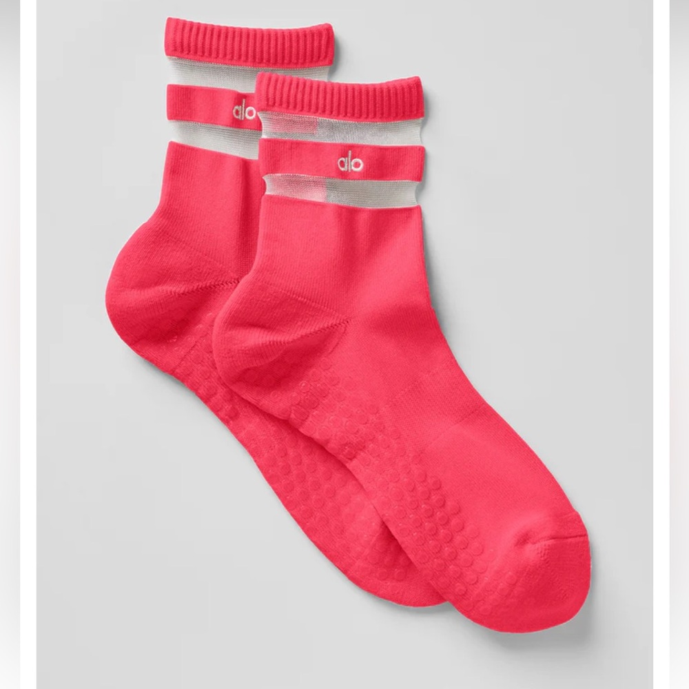Alo Women’s Women’s Pulse Grip Sock “ Authentic “